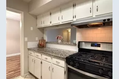 1011 Dunbar Drive, Atlanta, GA 30338 - Photo 10