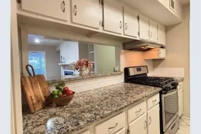 1011 Dunbar Drive, Atlanta, GA 30338 - Photo 8