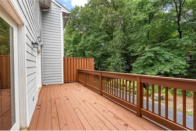 504 Dunwoody Chace, Atlanta, GA 30328 - Photo 10