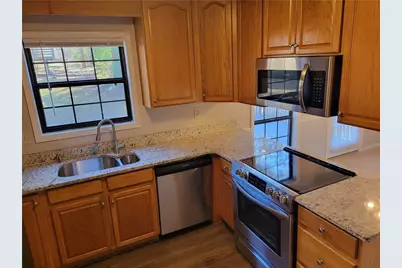 2897 Quinbery Drive, Snellville, GA 30039 - Photo 4