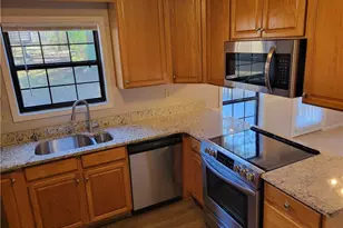 2897 Quinbery Dr, Snellville, GA 30039 - Photo 4