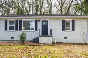 3018 Wanda Cir SW, Atlanta, GA 30315 - Photo 1