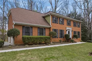 280 Creekview Trl, Fayetteville, GA 30214 - Photo 2