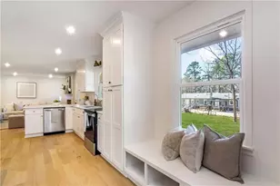 2975 Fredrick Dr, Marietta, GA 30062 - Photo 6