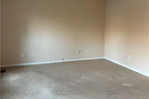 3253 Deshong Dr, Stone Mountain, GA 30087 - Photo 4