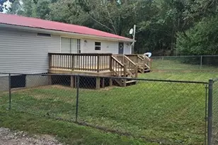 393 W Freeman St, Maysville, GA 30558 - Photo 6