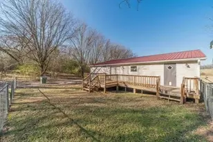 393 W Freeman St, Maysville, GA 30558 - Photo 40