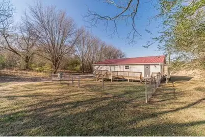 393 W Freeman Street, Maysville, GA 30558 - Photo 42