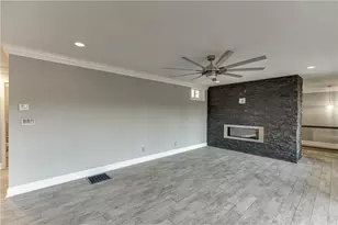 6095 Blackberry Ln, Buford, GA 30518 - Photo 20