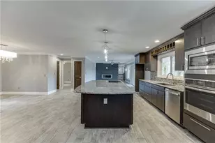 6095 Blackberry Ln, Buford, GA 30518 - Photo 16