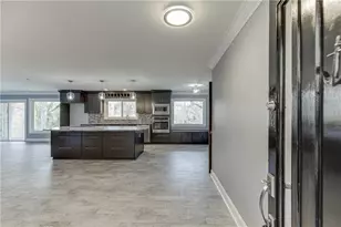 6095 Blackberry Ln, Buford, GA 30518 - Photo 4