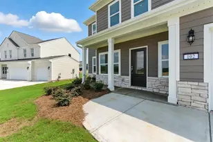 202 Wildflower Cir, Calhoun, GA 30701 - Photo 2