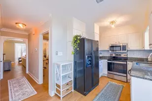 7500 Roswell Rd, Sandy Springs, GA 30350 - Photo 6