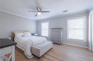 7500 Roswell Rd, Sandy Springs, GA 30350 - Photo 16