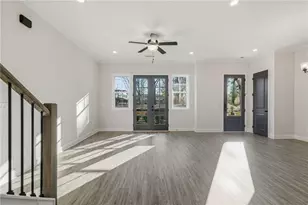 947 Willingham Dr, Hapeville, GA 30354 - Photo 8