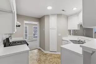 5035 Wesleyan Dr, Woodstock, GA 30189 - Photo 10