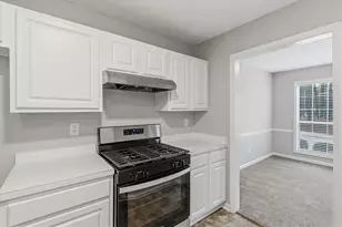 5035 Wesleyan Dr, Woodstock, GA 30189 - Photo 12