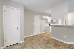 5035 Wesleyan Dr, Woodstock, GA 30189 - Photo 14