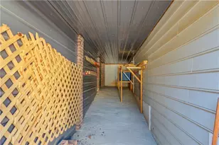 1974 Emerson Lake Cir, Snellville, GA 30078 - Photo 62