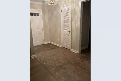 276 Colewood Way, Sandy Springs, GA 30328 - Photo 2