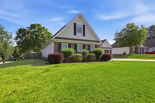 84 Pebble Creek Dr, Newnan, GA 30265 - Photo 2