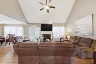 84 Pebble Creek Dr, Newnan, GA 30265 - Photo 8