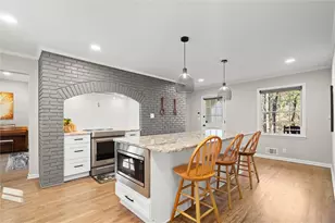 1705 Lilburn Stone Mountain Rd, Stone Mountain, GA 30087 - Photo 16