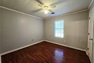 115 Bond Dr, Ellenwood, GA 30294 - Photo 8