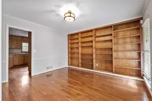 4803 Tarleton Dr, Lilburn, GA 30047 - Photo 12