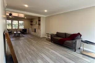 423 Orchards Walk, Stone Mountain, GA 30087 - Photo 4