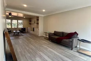 423 Orchards Walk, Stone Mountain, GA 30087 - Photo 4