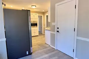 423 Orchards Walk, Stone Mountain, GA 30087 - Photo 24