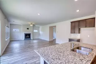 719 Sara Mdw Rd, Loganville, GA 30052 - Photo 4