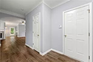 5654 Lawley Dr, Alpharetta, GA 30022 - Photo 4