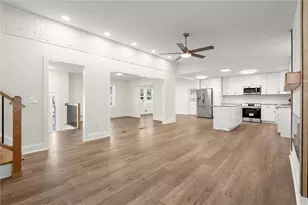 3070 Susan Ct, Marietta, GA 30066 - Photo 10