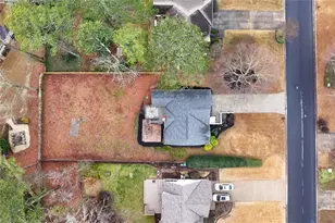 1081 Pine Grove Dr, Alpharetta, GA 30009 - Photo 36