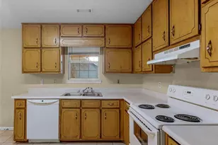 95 Rosewood Dr, McDonough, GA 30253 - Photo 6