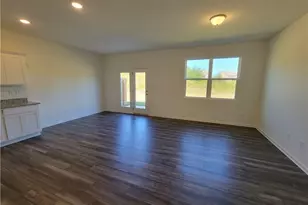 209 Swindon Dr, McDonough, GA 30253 - Photo 4