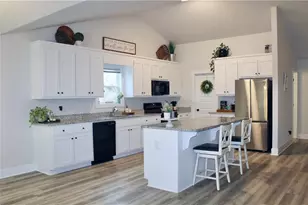 41 Meagan St, Statham, GA 30666 - Photo 8