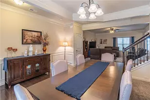 928 Pine Ln, Lawrenceville, GA 30043 - Photo 4