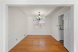 4100 Indian Manor Dr, Stone Mountain, GA 30083 - Photo 10