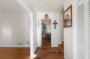 4100 Indian Manor Dr, Stone Mountain, GA 30083 - Photo 6