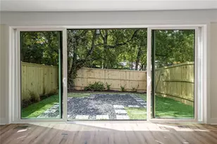 622 Bellemeade Ave NW, Atlanta, GA 30318 - Photo 10