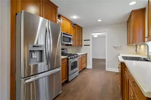 1114 Wind Hill Ln SW, Marietta, GA 30064 - Photo 14
