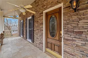 1114 Wind Hill Ln SW, Marietta, GA 30064 - Photo 4