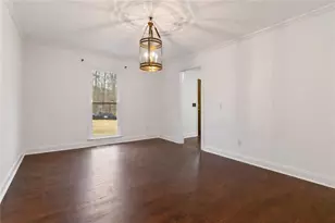 1114 Wind Hill Ln SW, Marietta, GA 30064 - Photo 10