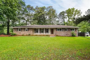 2729 Lanier Dr, Snellville, GA 30078 - Photo 1