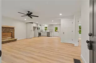 412 Fireside Rdg Dr, Dahlonega, GA 30533 - Photo 2