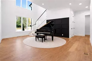 1696 Dunwoody Pl NE, Atlanta, GA 30324 - Photo 20