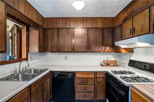 2627 Beaver Creek Crossing, Powder Springs, GA 30127 - Photo 8